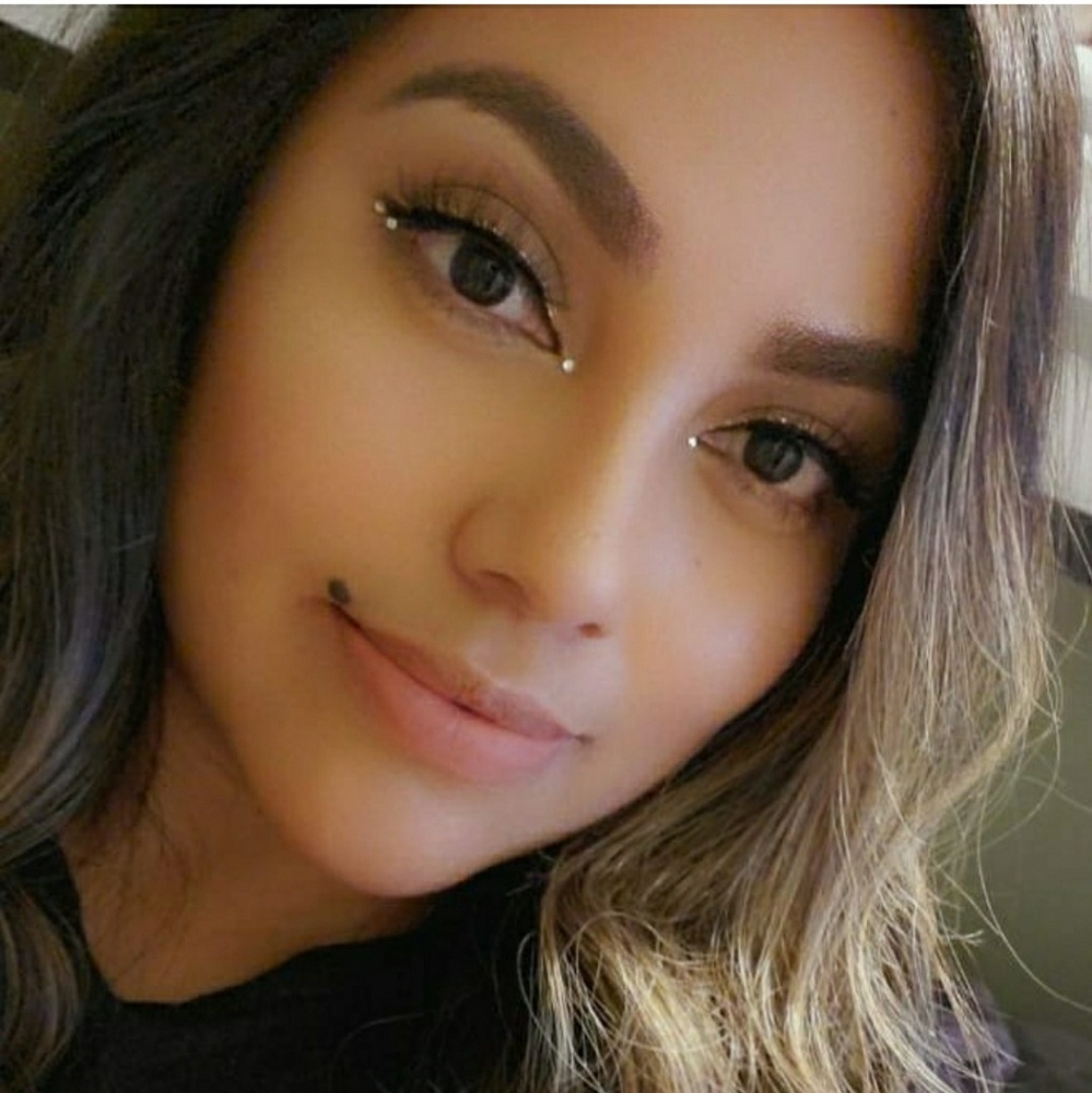 Meet your Posher, Diana